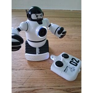 Sharper Image Remote Control RC Mecha Rivals Ejecting  Battle Robot Tested Works